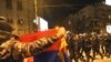 Белград выпускает пар: в уличных столкновениях пострадали полицейские и журналисты 