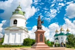 Миколаївська церква і Свято-Преображенський собор у Прилуках