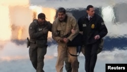 Ніколаса Мадуро доставляють на перше судове засідання в Нью-Йорку, 5 січня 2026 року