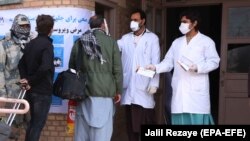 ارشیف، په هرات کې د کرونا ویروس د مشکوکو پېښو د تشخیص لپاره لومړنۍ ازموینه