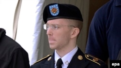 ABŞ ordusunda xidmət edən Bradley Manning sonralar adını dəyişib Chelsea Manning oldu