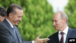 Turkish Prime Minister Recep Tayyip Erdogan (left) with counterpart Vladimir Putin in Ankara on August 6