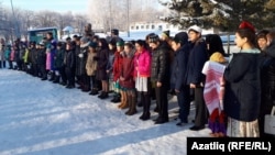 Үләнкүл укучылары татарстаннарны каршы ала