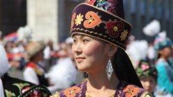 "Алтайдын ары жагынан келген аруу"