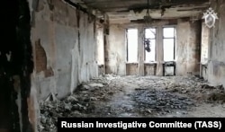 Разрушенное пожаром помещение в доме Владимира Барданова
