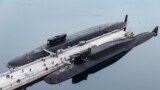 Submarinele nucleare rusești Prinșul Vladimir și Ekaterinburg la baza navală rusă din Gajievo, peninsula Kola Peninsula, 13 aprile 2021.