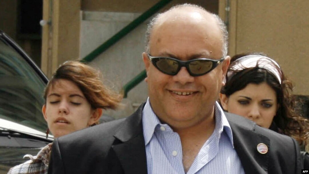 Mahmood al-Yousif arrives at a court house in Manama in 2007.