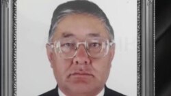 Автобекетти байырлаган мигранттар