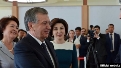 Жанна Фрискенің жалған порно суреттері Қарт өзбек әйелдерінің интимдік суреттері