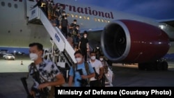 Soldații americani aterizează în Georgia pentru a participa la exercițiul militar „Agile Spirit”.