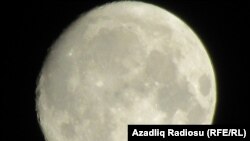 Wealthy collectors pay huge sums for space artifacts. 