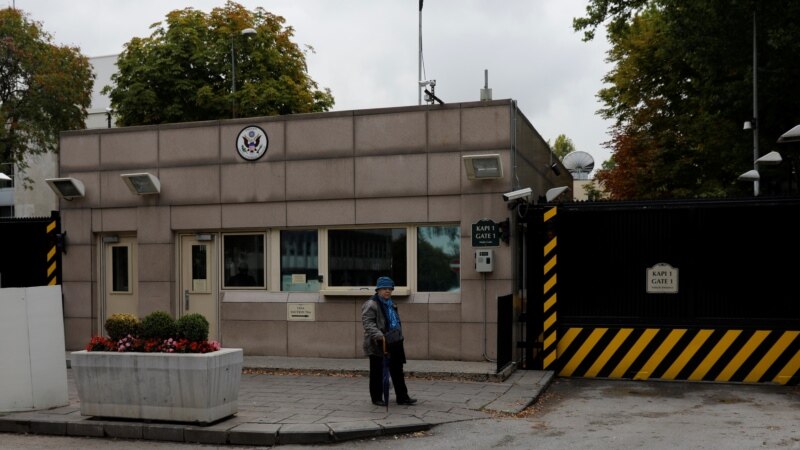 Ambasada amerikane në Ankara mbyllet për publikun