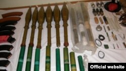 Оружие, найденное во время обыска дома у Фатимы Маргиевой