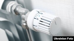 6 березня підприємство «Донецьктеплокомуненерго», яке постачає тепло в Донецькій області, залишилося без газу через борги перед НАК «Нафтогаз України»