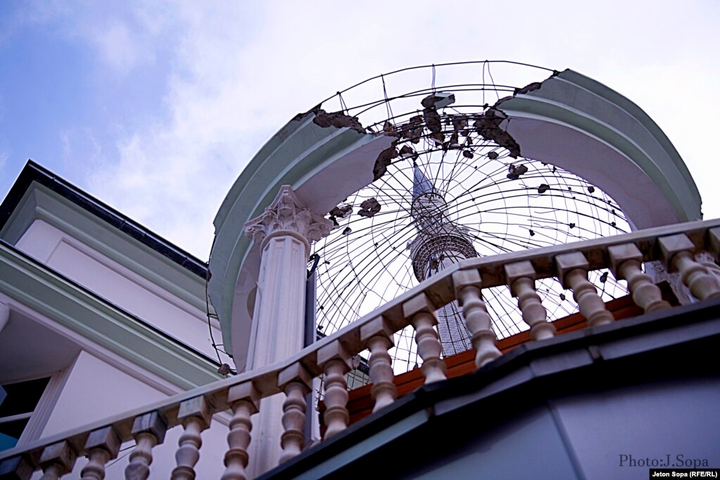 Detail of a mosque in Pristina. (Photo by Jeton Sopa)