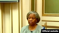 Türkmenistanda özüniň diplomatik missiýasy tamamlanýan ABŞ-nyň Türkmenistandaky ilçihanasynyň işleri wagtlaýyn ynanylan wekili hanym Silwiýa Rid Kurran