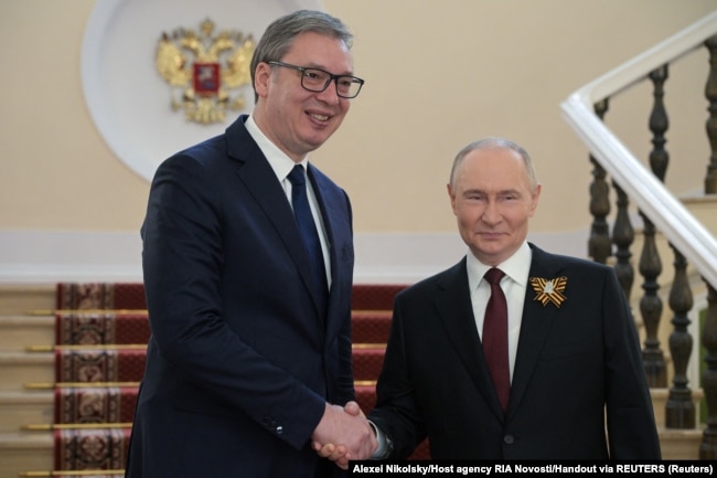 Takimi i Vuçiqit me Putinin në Kremlin më 9 maj 2025.