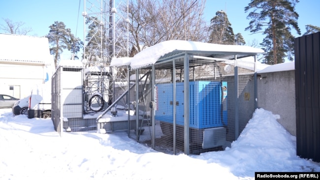 «Ми намагаємося до кожної базової станції мати можливість привезти генератор, заправляти і тримати на зв’язку», – Устинова