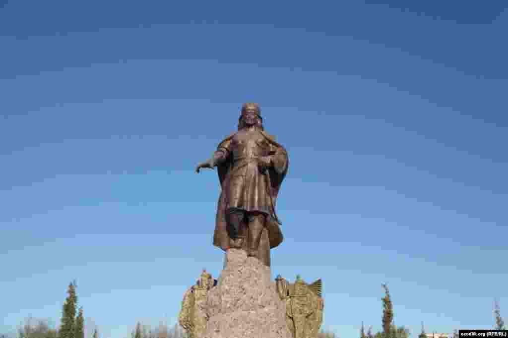 Uzbekistan - present appearance Urgench, 19.04.2014