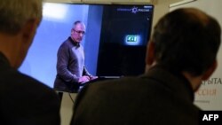 Mihail Hodorkovski la sediul mișcării Rusia deschisă în 2015