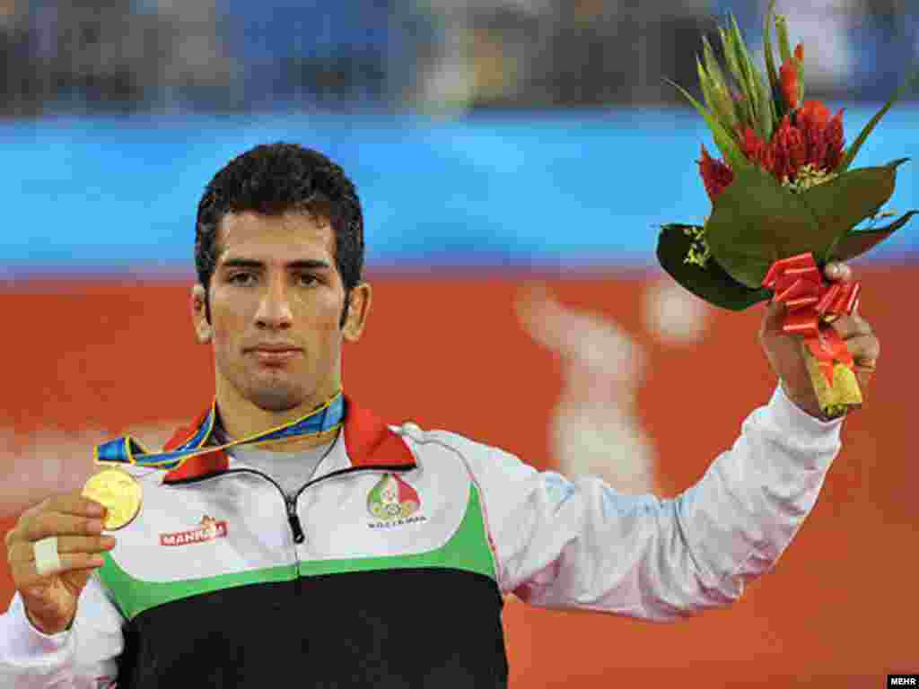 امید نوروزی، برنده مدال طلای رشته کشتی فرنگی - گوانگژو، چین
