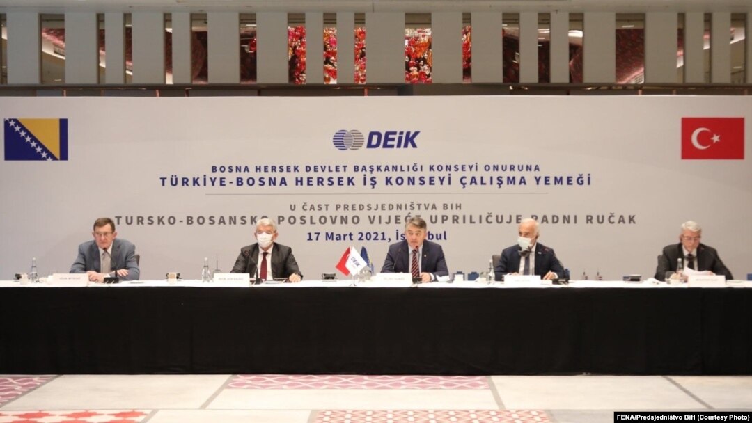 Članovi Predsjedništva BiH tokom sastanka sa delegacijom Odbora za ekonomske odnose sa inostranstvom Republike Turske (DEIK).