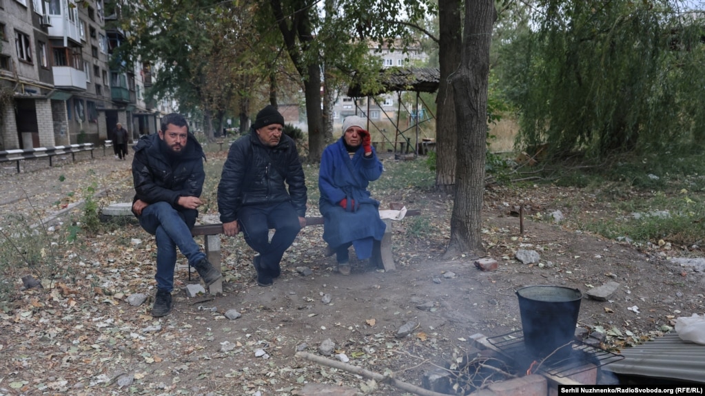 Жителі прифронтової Костянтинівки, кінець вересня 2025 року