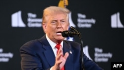 Доналд Трамп 