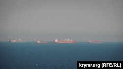 Скопление судов в Керченском проливе, Крым. 2019 год