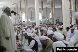 Maulvi Abdul Hamid delivers Friday Prayers in Zahedan. (file photo)