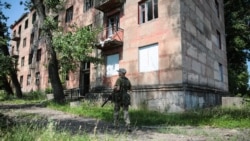 Військовий Збройних сил неподалік міста Золоте-4. Луганська область.10 червня 2019 року