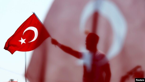 Türkiyə bayrağı, 7 avqust 2016