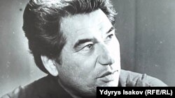 Чингиз Айтматов.