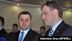 Premierul Vlad Filat cu Evgeni Șevciuk la convorbirile de la Tiraspol