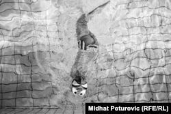 Ismail swims at Sarajevo's Olympic pool