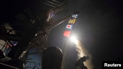 ABŞ gəmisindən qanadlı raketlərin buraxılması