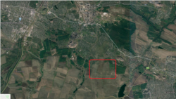 Расположение полигона (выделено красным) в привязке к городам Горловка и Енакиево
