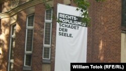 Pancartă anti-AfD la Berlin 