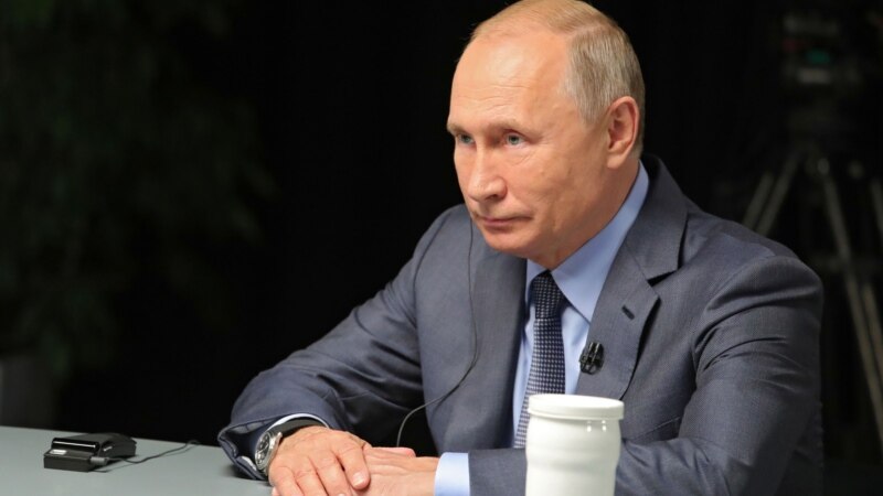 Интернетехь кегийрхойн леларна тIехь терго латто дагахь ву Путин