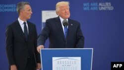 Генеральный секретарь НАТО Йенс Столтенберг и президент США Дональд Трамп
