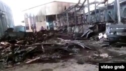 В 2014 году в результате крупного пожара в городе Ургенче сгорел торгово-вещевой комплекс, архивное фото. 
