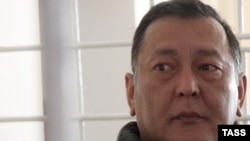 Kyrgyzstan -- Akhmat Bakiev, former president's brother, in a military court in Bishkek, 12Jan2011