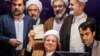حضور اکبر هاشمی رفسنجانی در وزارت کشور برای ثبت‌نام در انتخابات مجلس خبرگان