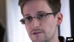 Эдвард Сноуден - дар меҳвари таниши нави Русияву Амрико