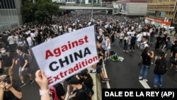 Demonstracije prošlog meseca u Hongkongu zbog zakona o izručenju Kini, pokrenule su proteste i zbog drugih problema, Hong Kong, 12. jun 2019.