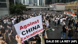 Тисячі протестувальників на вулицях Гонконгу, Китай, 12 червня 2019 року