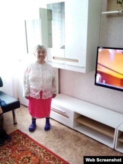 83-летнюю Аксинью ласково называют Ксюша. Женщина живет здесь уже 42 года