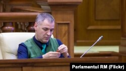 Octavian Ţîcu, în Parlament