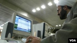 The Basij force claims to have mobilized university instructors, students, and clerics as part of its "cyberarmy." (file photo)