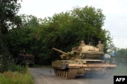 Tank separatist lângă Donetsk.